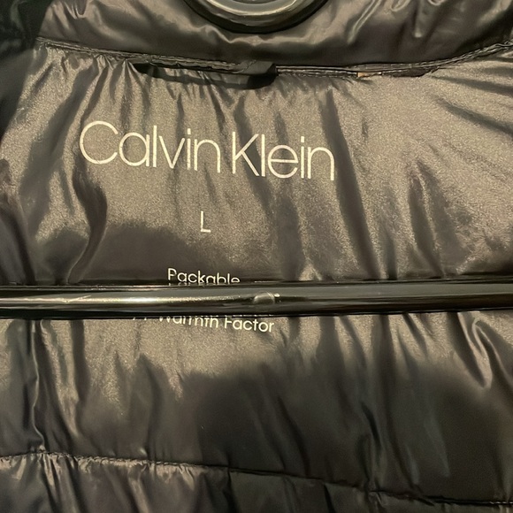 Calvin Klein Packable Premium Down Blend Women’s Jacket Black Size Large - Picture 4 of 6